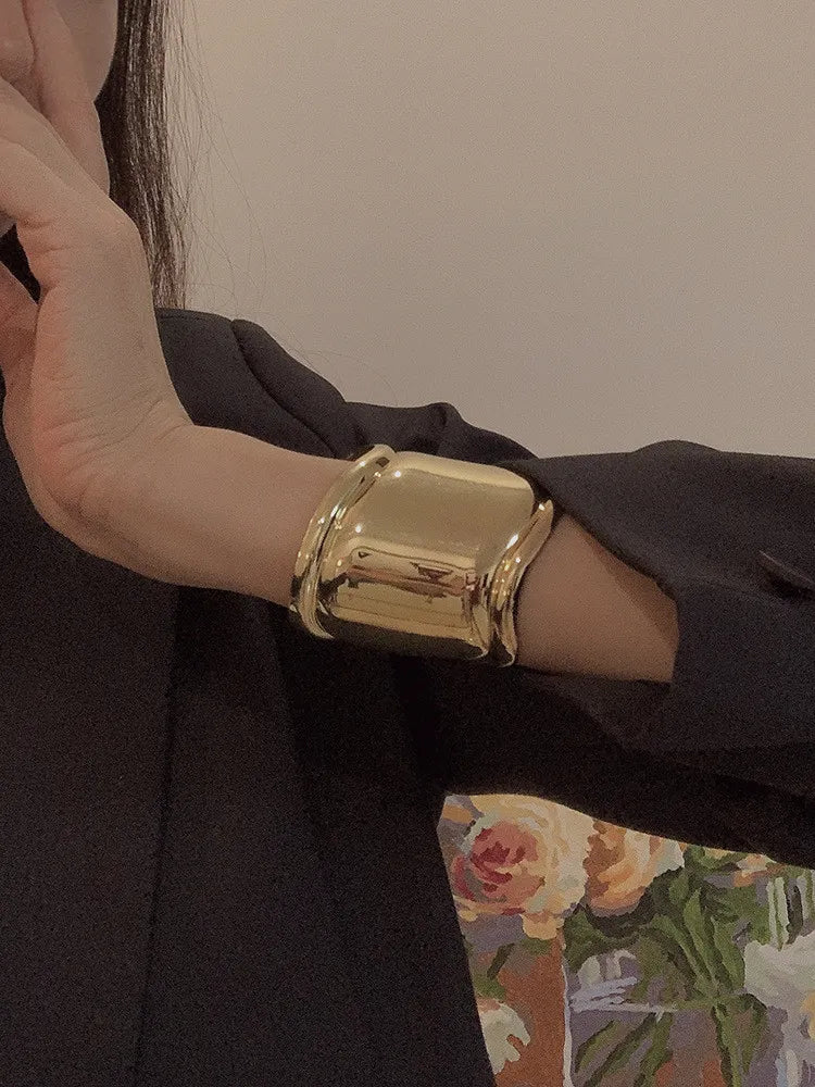 Riolio Metal Wave Asymmetry Openings Bracelet Europe Temperament Exaggerated Fashion Personality Wide Bracelet Jewelry