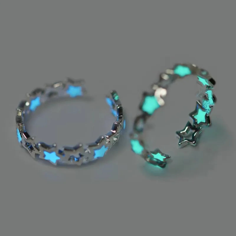 Riolio Fashion Blue Green Luminous Light Star Ring Glow In Dark Fluorescent Heart Ring Women Men Couple Adjustable Finger Rings Jewelry