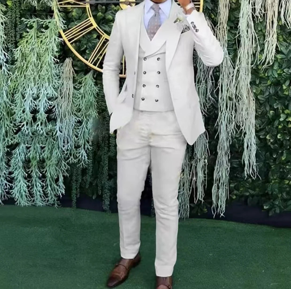 Riolio prom outfits for guys Men's Slim-fit Three-piece Suit,Three-piece Set of Vest, Blazer and Trousers, Ideal for Weddings, Business and Formal Occasions