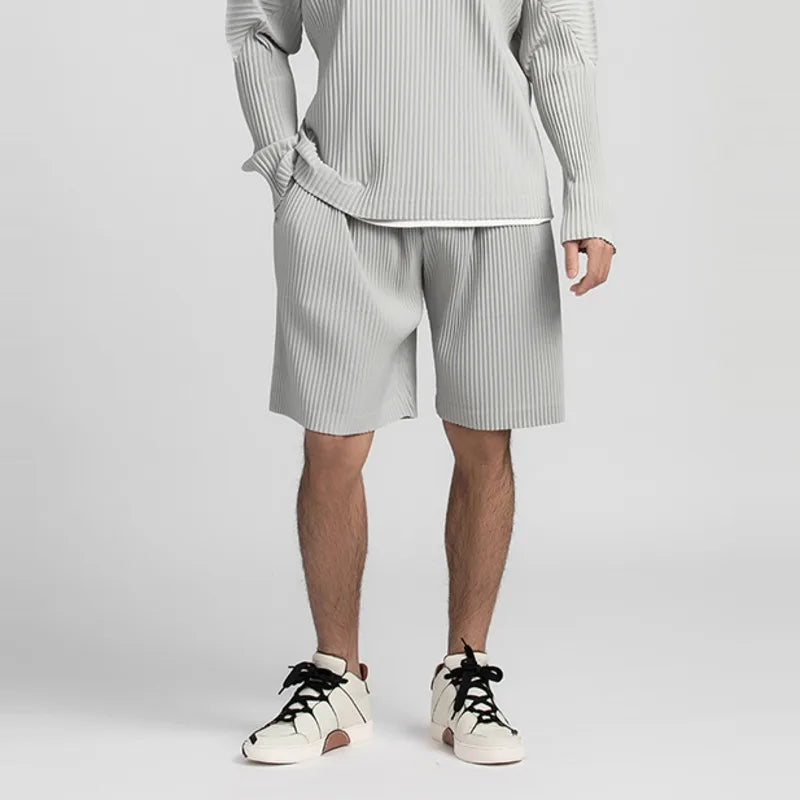Riolio Summer Shorts Men Oversized Fashion Casual Pleated Shorts Men Japanese Streetwear Loose Ice Silk Shorts Mens Beach Shorts M-2XL