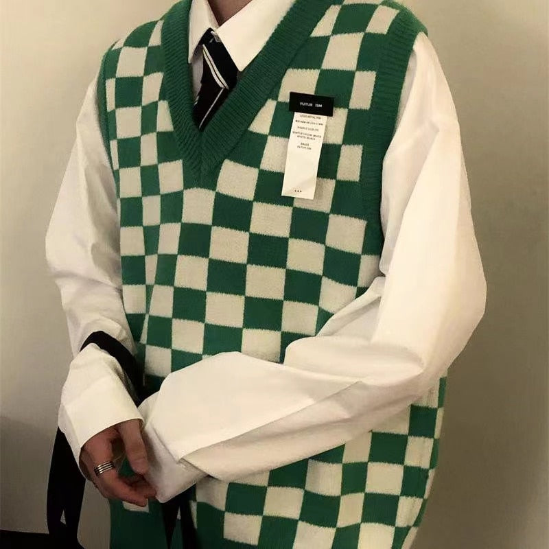 Riolio New Autumn Arctic Velvet Checkerboard Pattern Men's Sweater Vest Retro V-neck Sleeveless Knit Vest Woolen Korean Clothes