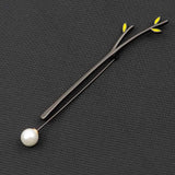 Riolio  Men's Golden Black Luxury Brooches Various Leaf Ginkgo Fower Pin Chic Fashion Men Suit Shawl Collar Lapel Pins Daily Accessory