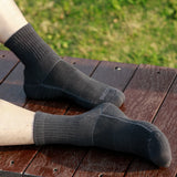 Riolio Men Thick Breathable Cotton Cushion Crew Outdoor Sports Hiking Trekking Socks Work Boot Socks For Men 37-46 EU