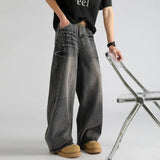 Riolio Mens Straight Loose Fit Vintage Distressed Jeans Rivet Decor Retro Denim Trousers Casual Fashion Wholesale Bulk Order Streetwear