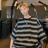 Riolio Hip hop men and women trendy high street personality black striped round neck short sleeved couple loose retro casual T-shirt