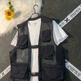 Riolio Men's Summer Thin Me Vest Breathable Outdoor Casual Fiing Vest Multi-ket Photoaphy Lightweight V-Ne Zipper Closure