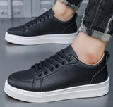 Riolio  New Korean version men's white shoes  trendy  versatile student casual sports shoes men's board shoes