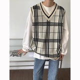 Riolio  College Style Knitted Vest Men's Thin V-neck Outer Wear Black and White Plaid Temperament Sweater