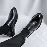 Riolio Brand Men Genuine Leather Shoes Black Wedding Bride For Formal Party Dress OEM Italian Men Shoes Casual Soft Casual Shoes