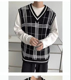 Riolio  College Style Knitted Vest Men's Thin V-neck Outer Wear Black and White Plaid Temperament Sweater